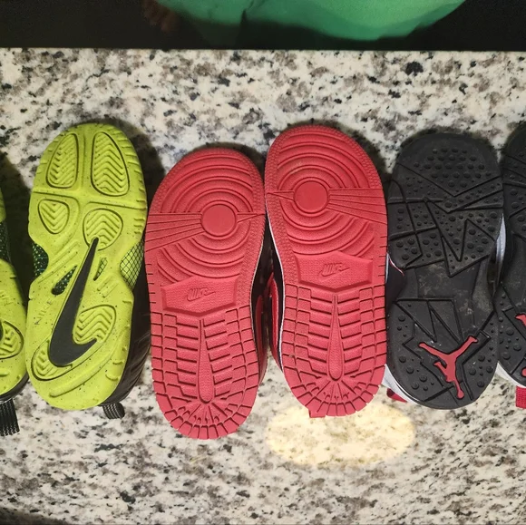 10C size 3 pair together - Picture 3 of 4